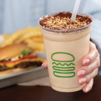 Shake Shack The Falls food