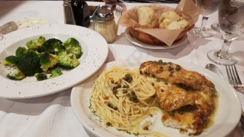 Mamma Onesta's Italian food