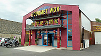 Gourmet Wok outside