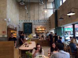 Le Pain Quotidien Insurgentes Sur inside