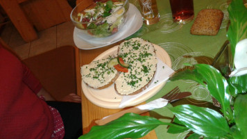 Dani’s Schenke food