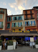 L'oursin Bleu outside