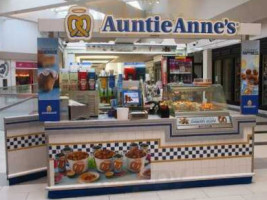 Auntie Anne's food