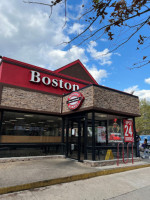 Boston Market outside