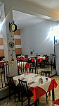 Oste Allegro Pizza Bataroe inside