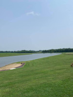 Sheedy Shores Winegarden outside