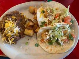 Fuzzy's Taco Shop food