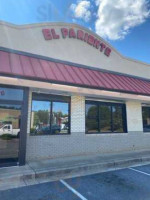 El Pariente Mexican outside