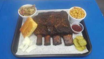 Bayou Boyz Bbq food