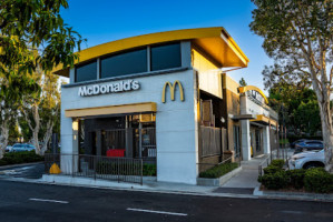 Mcdonald's outside