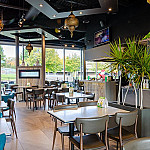 Montfort Mediterranean Cuisine Oakville inside