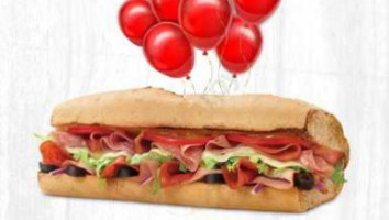 Quiznos Sub food