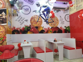 Laziz Pizza Karnal food