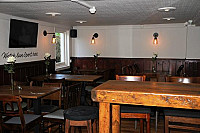 The Fountain Pub inside