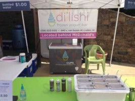 Di'lishi Yogurt, Coffee Smoothies inside