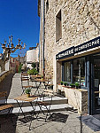 La Fromagerie De Christophe inside