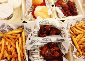 Wingstop food