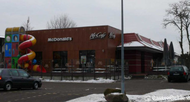 Mcdonald's outside