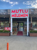 Mutlu Melemen outside