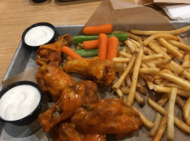 Buffalo Wild Wings food