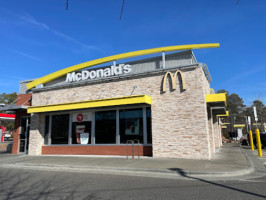 Mcdonald's outside