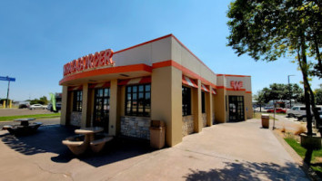 Whataburger outside