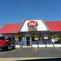 Dairy Queen outside