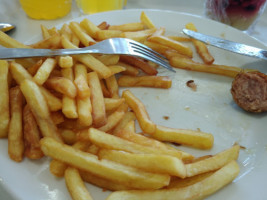 Cafeteria Des Monts De Gueret outside