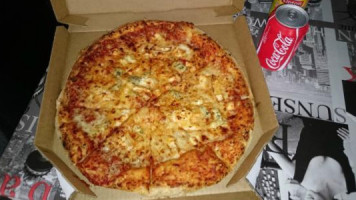 Domino's Pizza food