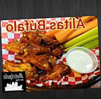 Metropolis Beer Wings food