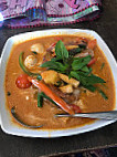 Summerie's Thai Cuisine food