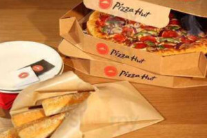 Pizzahut food