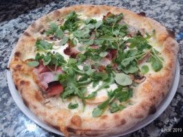 Pizza Galli food