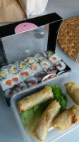 Ta Sushi food