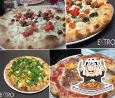 Extro Pizza food