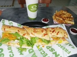 Quiznos food