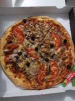 Pizza Hotimes Serris food