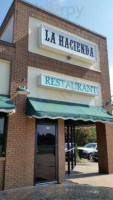 La Hacienda Mexican Grill outside