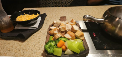 The Melting Pot food