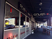 Crust Gourmet Pizza Bar - Woolloongabba inside