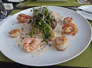 Restaurant La Perouse food