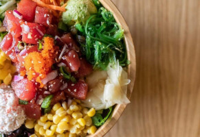 Poke Supreme Sushi Bowl food