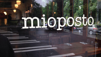 Mioposto Pizzeria outside