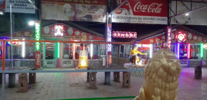 Gurdaspurian Dhaba Jandiala Guru inside