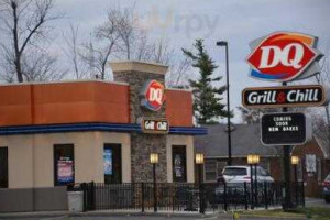 Dairy Queen Grill Chill outside