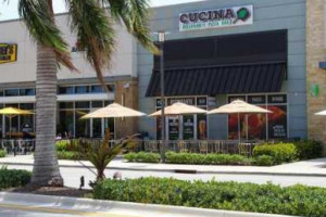 Cucina Dania Beach outside