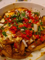 Poutine food