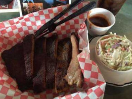 Brown Jerrys Blues Brews Barbecue food