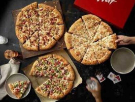 Pizza Hut food