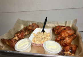 Brister's Smokehouse Bbq food